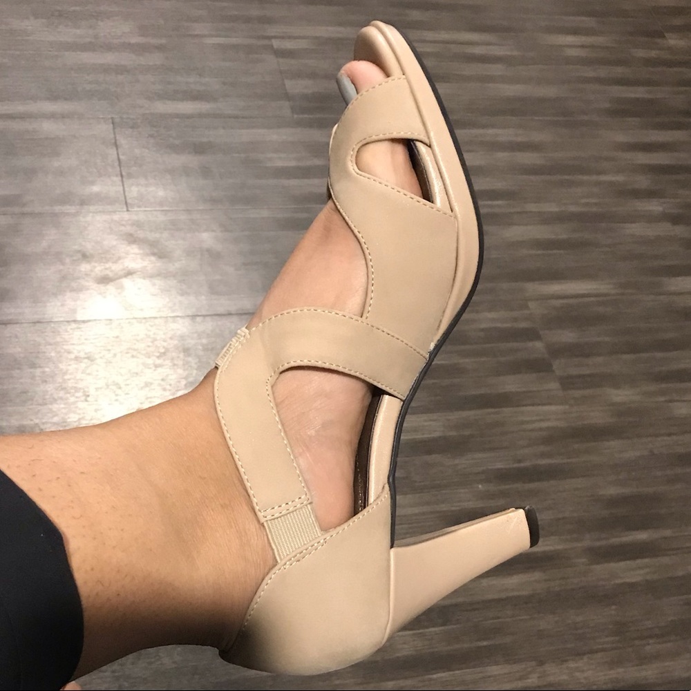 Lifestride Soft System comfort 3in peep toe heels